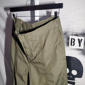 Levi's Army Green Cotton Pants NWT sz M - marked 'Irregular'